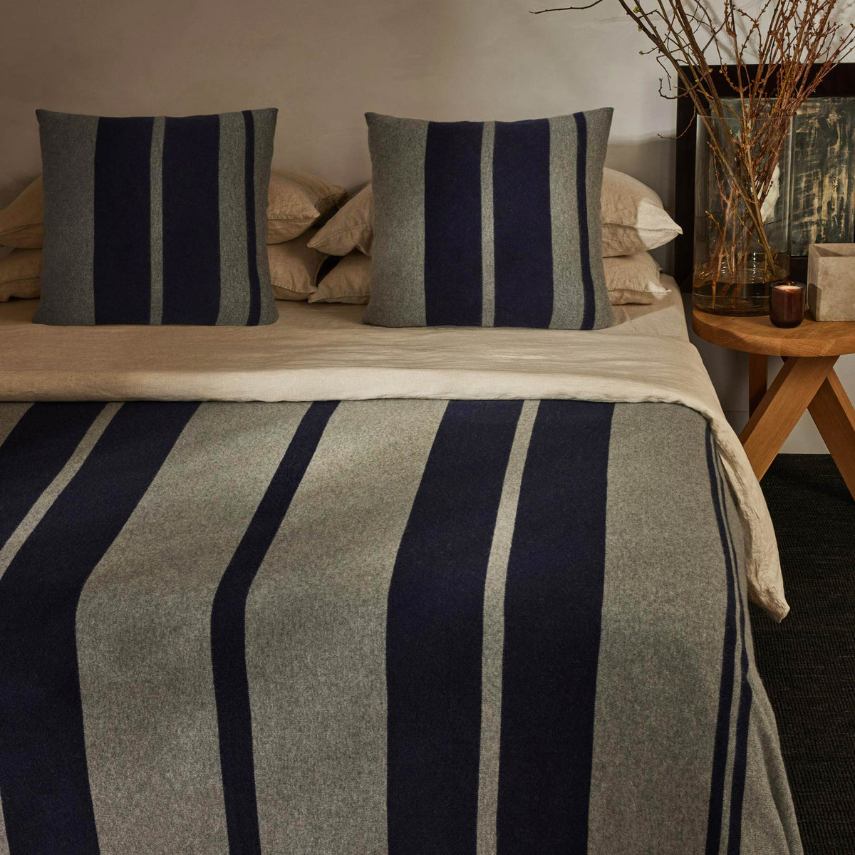 Cashmere Stripe Knit Blanket in Heather Grey/Navy | James Perse Los Angeles
