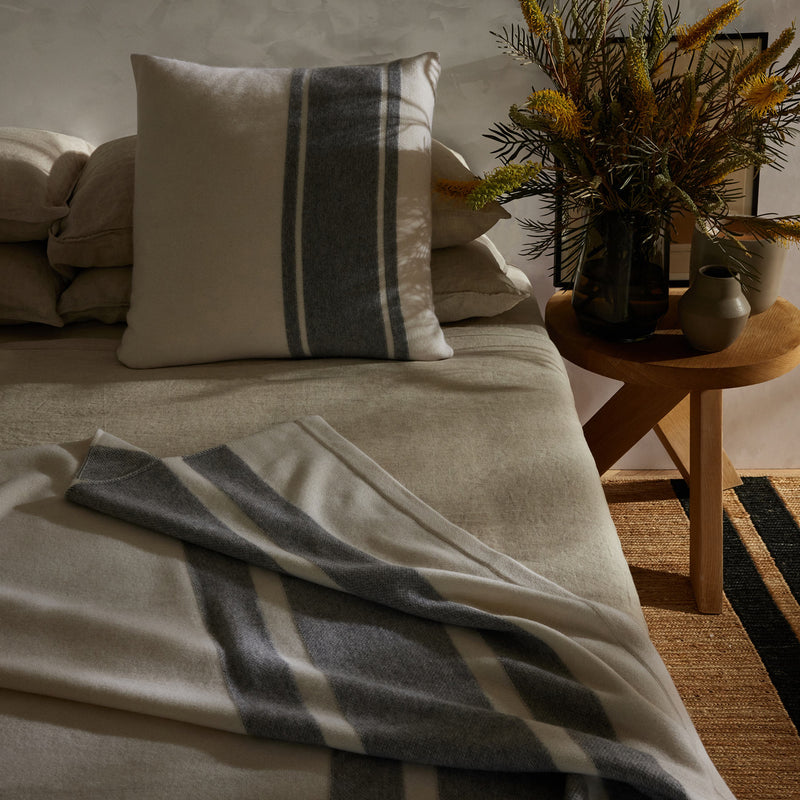 Baja Stripe Knit Blanket in Ivory/Heather Grey | James Perse Los Angeles