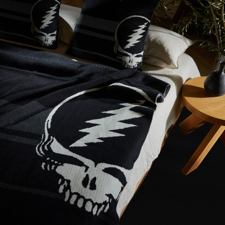 Grateful Dead Cashmere Blanket in Black/ White/Charcoal | James Perse Los Angeles