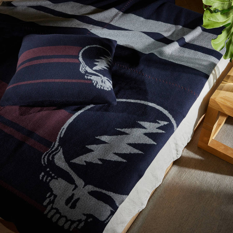 Grateful Dead Cashmere Blanket in Navy/Smoke/Burgundy | James Perse Los Angeles