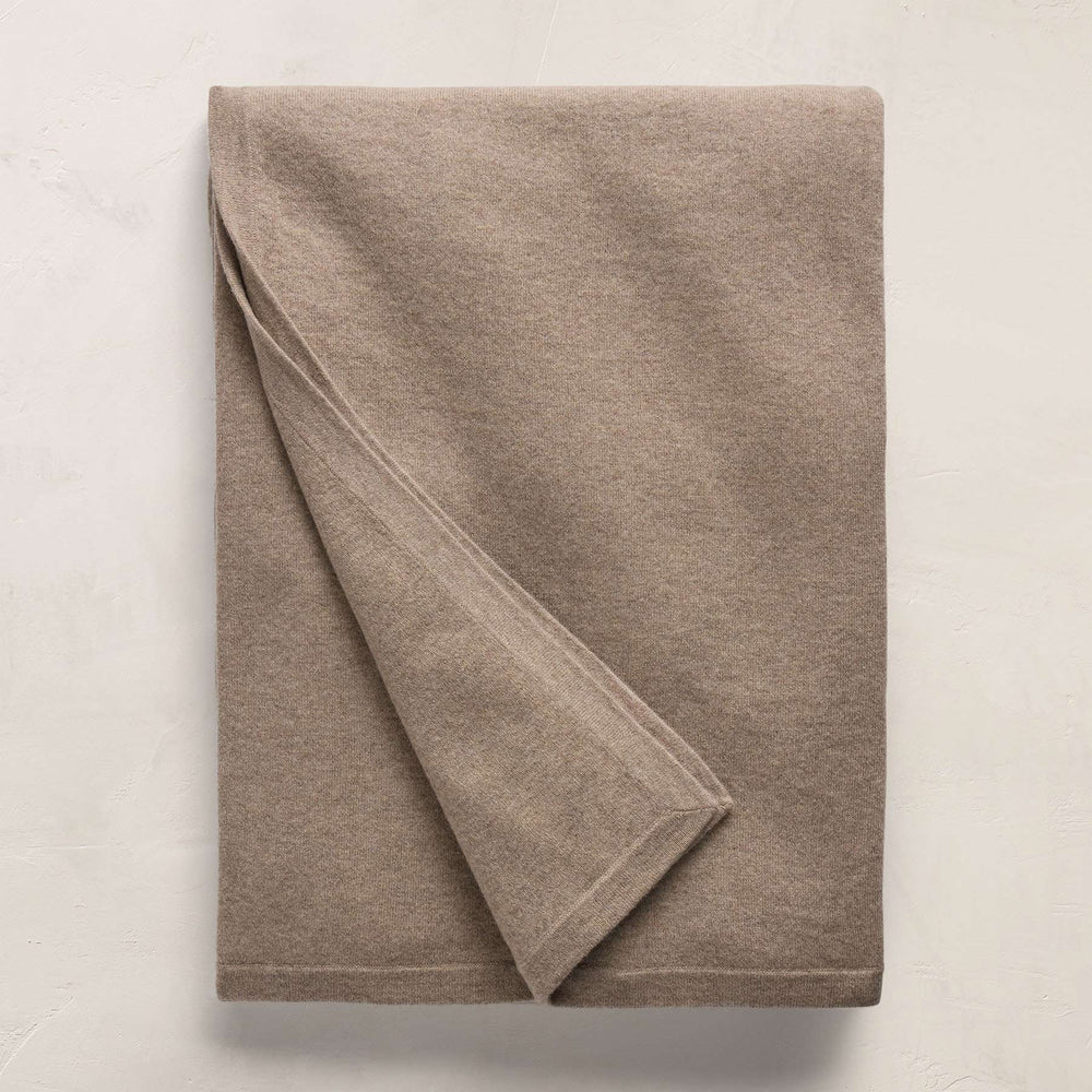 Recycled Cashmere Blanket in Coyote | James Perse Los Angeles
