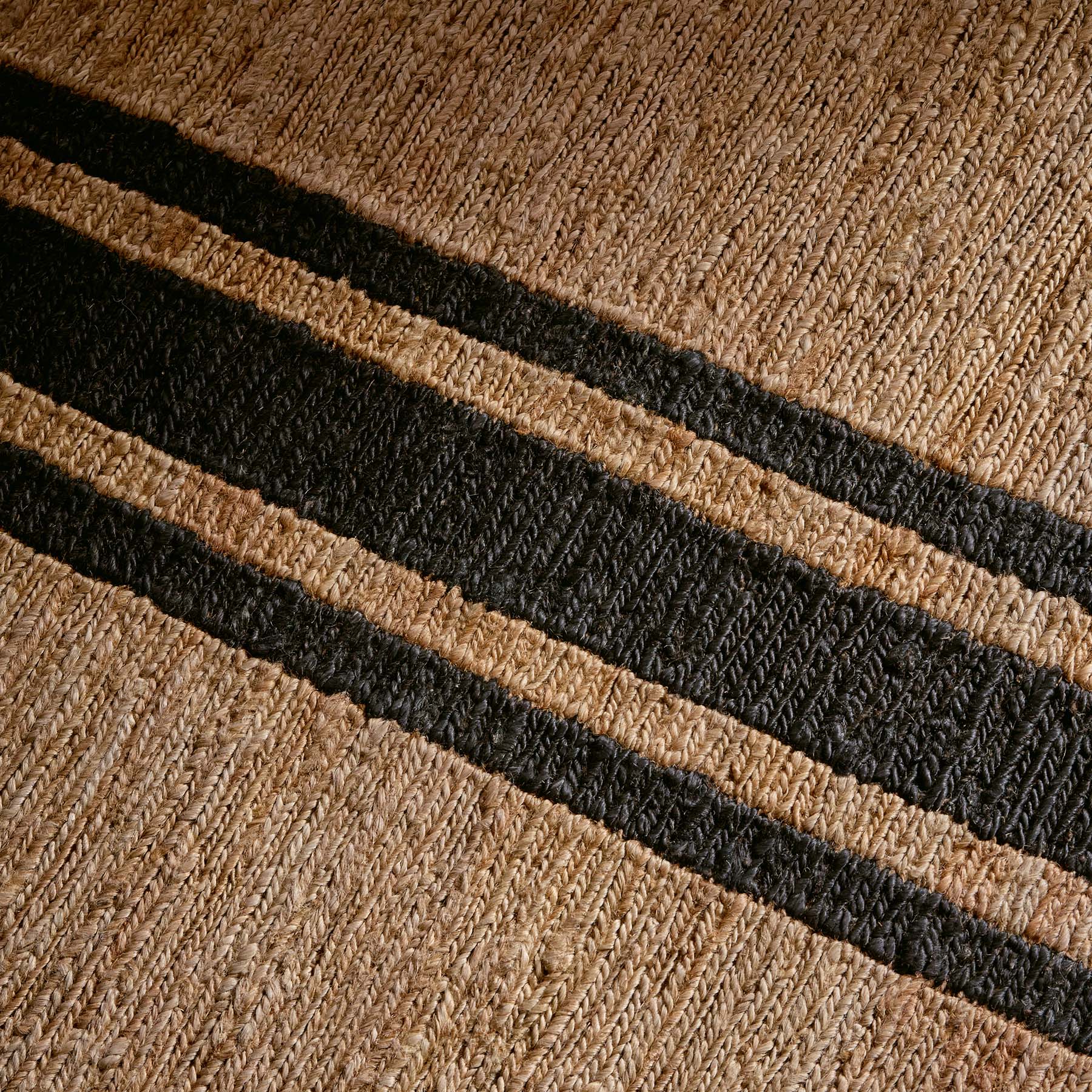 Triple Stripe Jute Runner 3.5Ft X 9Ft in Natural/Charcoal Stripe | James Perse Los Angeles