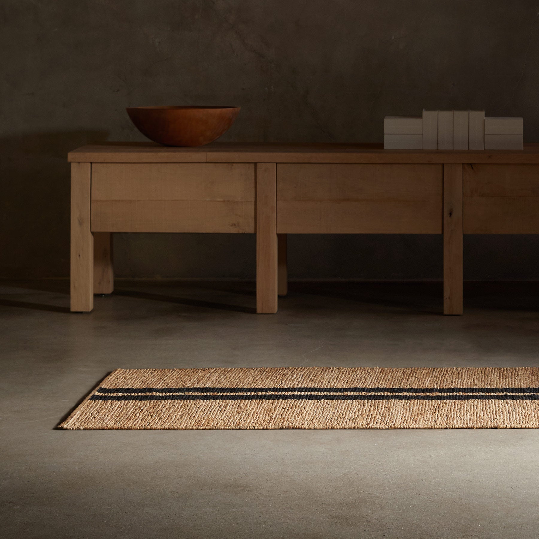 Jute Runner 3.5FT X 9FT - Natural/Charcoal Stripe | James Perse Los Angeles