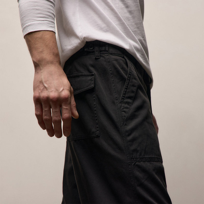 Slub Cotton Utility Flight Pant in Black Pigment | James Perse Los Angeles