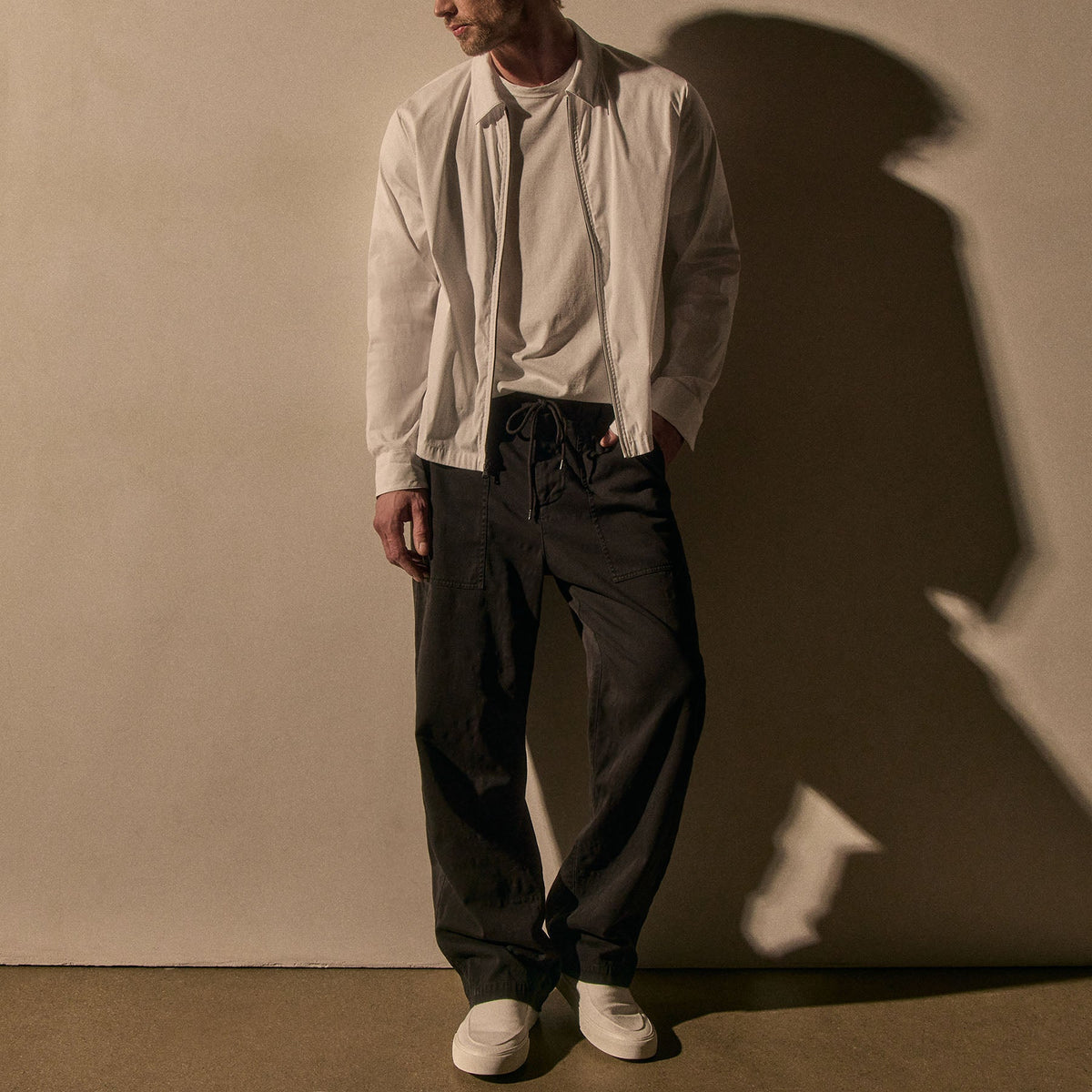 Slub Cotton Utility Flight Pant in Magma Pigment | James Perse Los Angeles