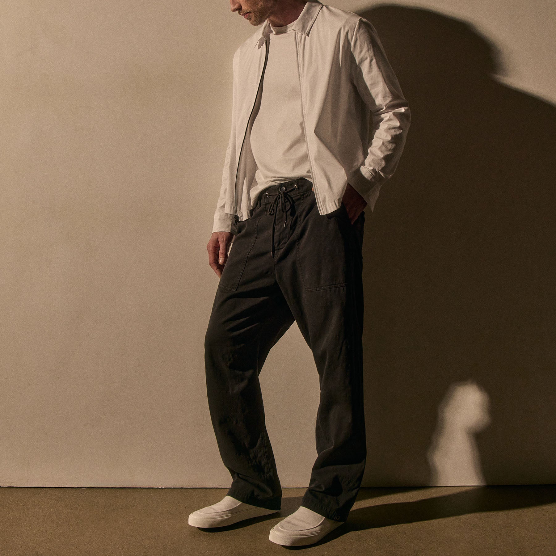 Slub Cotton Utility Flight Pant in Magma Pigment | James Perse Los Angeles