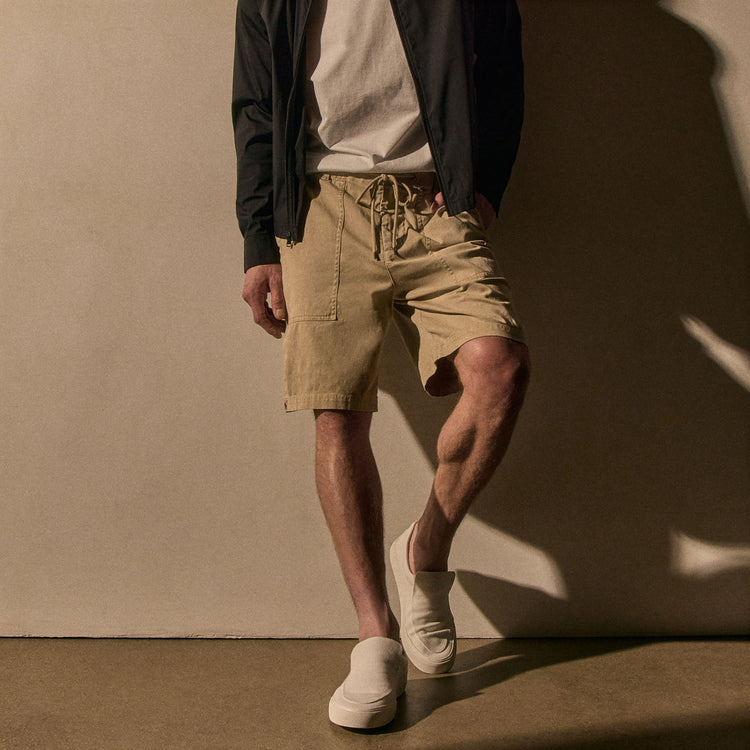 Slub Cotton Utility Flight Short in Light Khaki Pigment | James Perse Los Angeles
