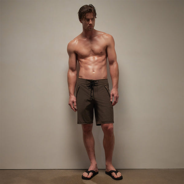 Scuba Zip Boardshort in Porcupine | James Perse Los Angeles