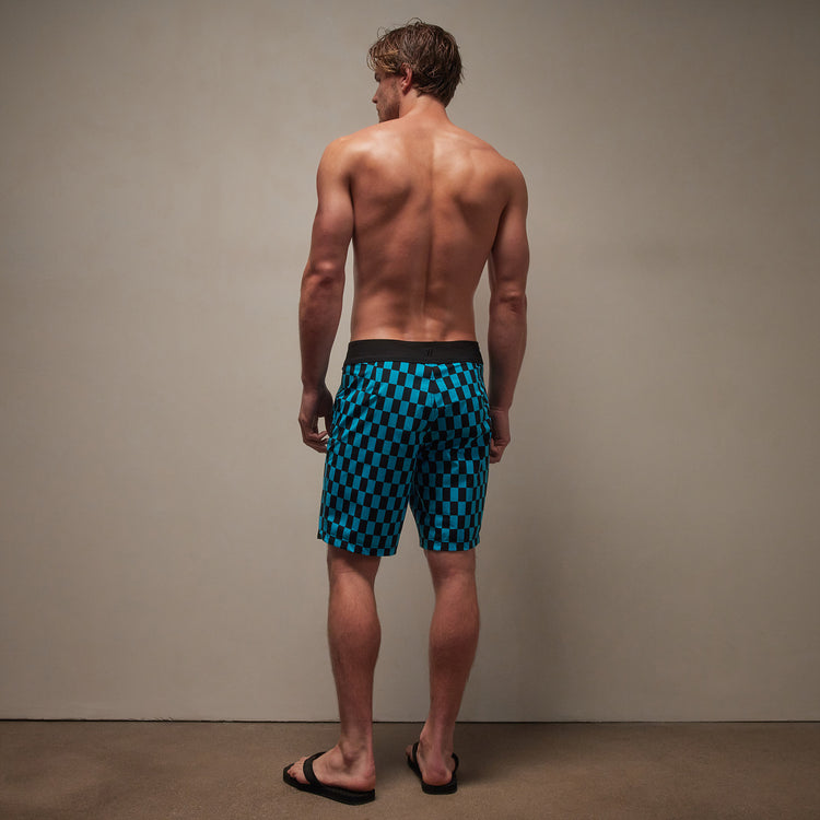 Zip Pocket Printed Boardshort in Black/Blue Lagoon | James Perse Los Angeles