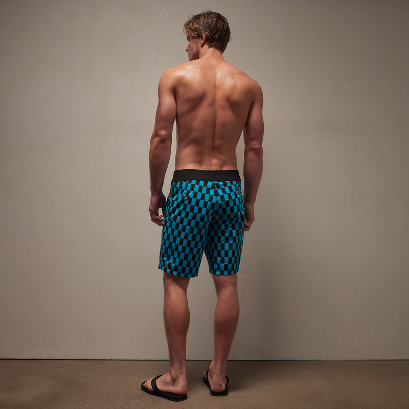Zip Pocket Printed Boardshort in Black/Blue Lagoon | James Perse Los Angeles