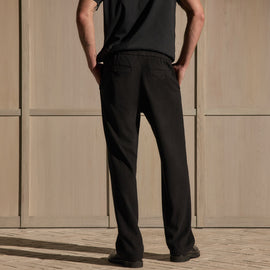Winter 2026 ecommerce image — MBCB1490_BLK