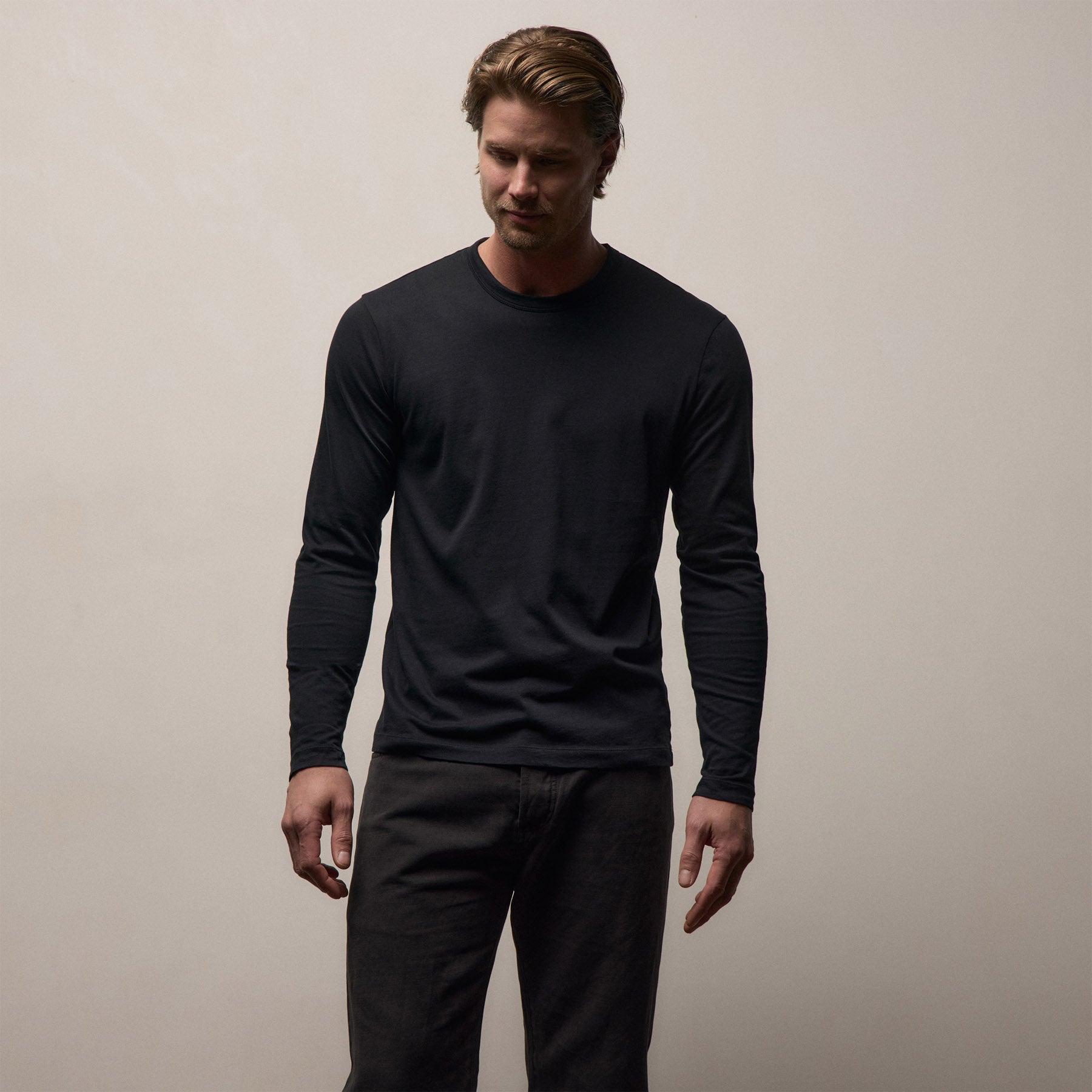 Brushed Lotus Long Sleeve Crew in Black | James Perse Los Angeles