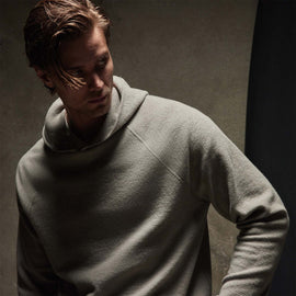 Thermal Knit Hooded Raglan in Dapple | James Perse Los Angeles