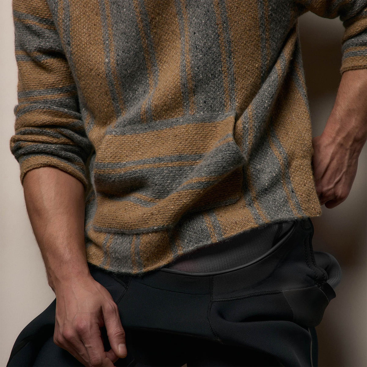 Baja Stripe Cashmere Hoodie in Heather Grey/Toffee | James Perse Los Angeles