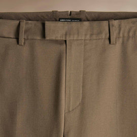 Cashmere Touch Twill Trouser in Mushroom | James Perse Los Angeles