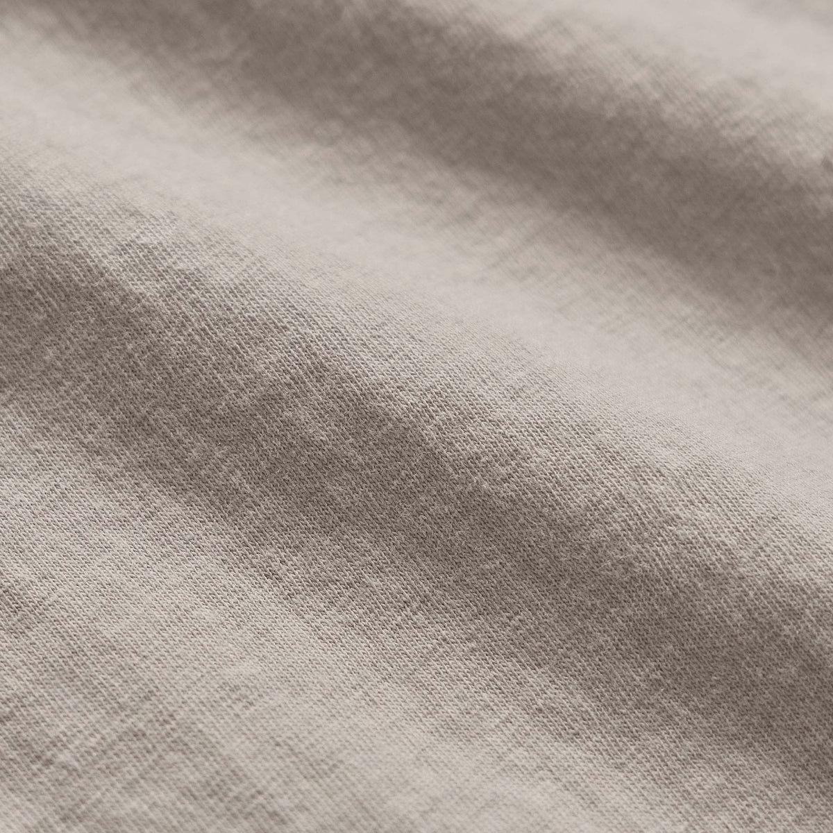 Cotton Linen Pocket Tee in Salt | James Perse Los Angeles
