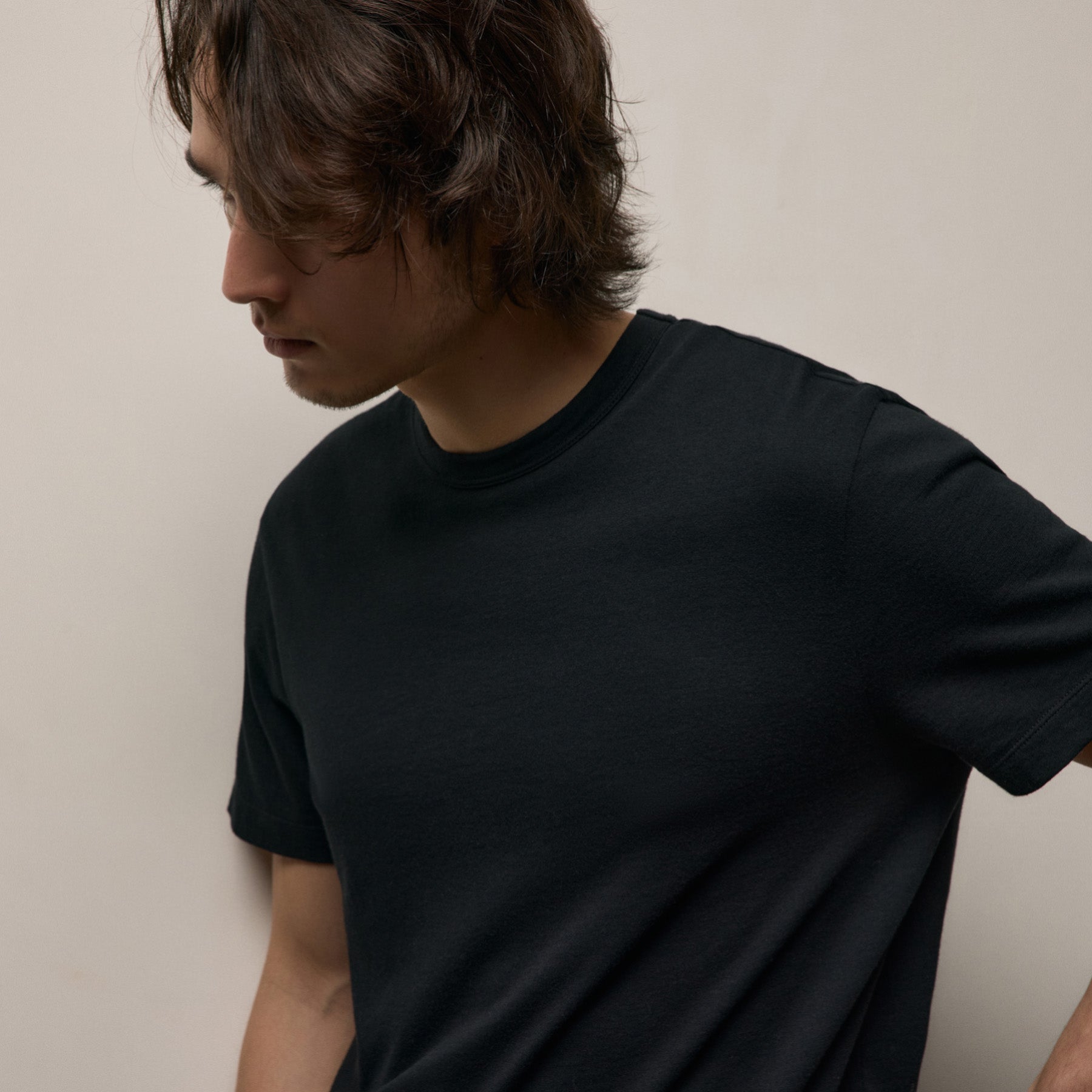 Cotton Cashmere Short Sleeve Tee in Black | James Perse Los Angeles