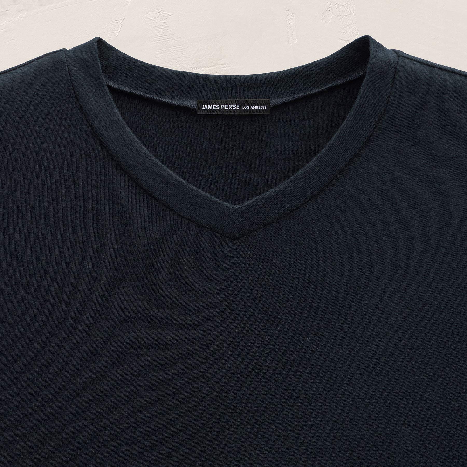 Cotton Cashmere Short Sleeve V Neck in Blue Noir | James Perse Los Angeles
