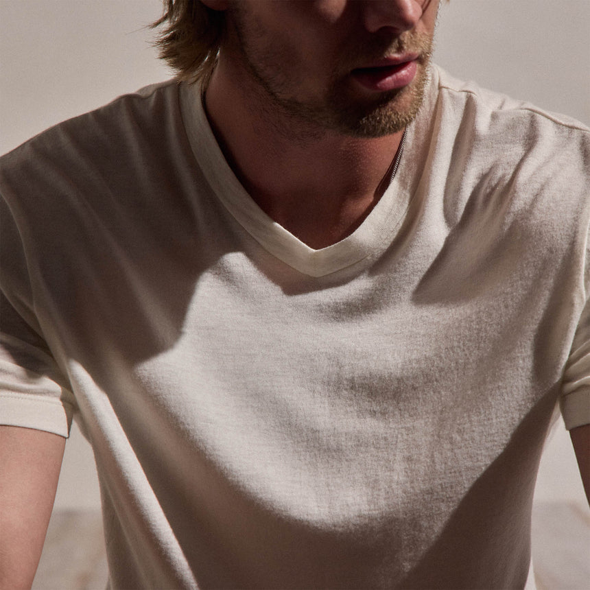Cotton Cashmere Short Sleeve V Neck in White | James Perse Los Angeles