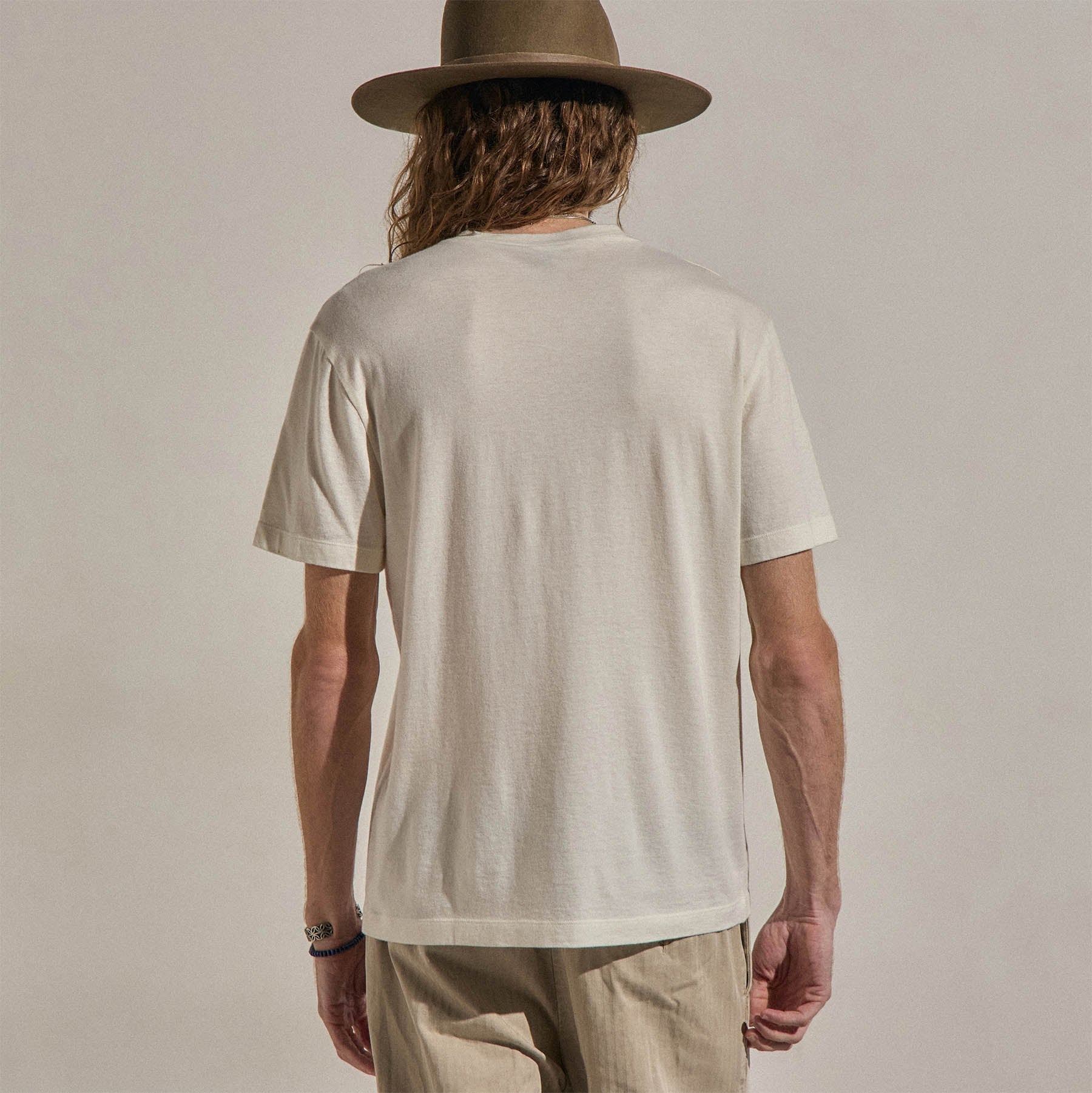 Cotton Cashmere Short Sleeve V Neck in White | James Perse Los Angeles