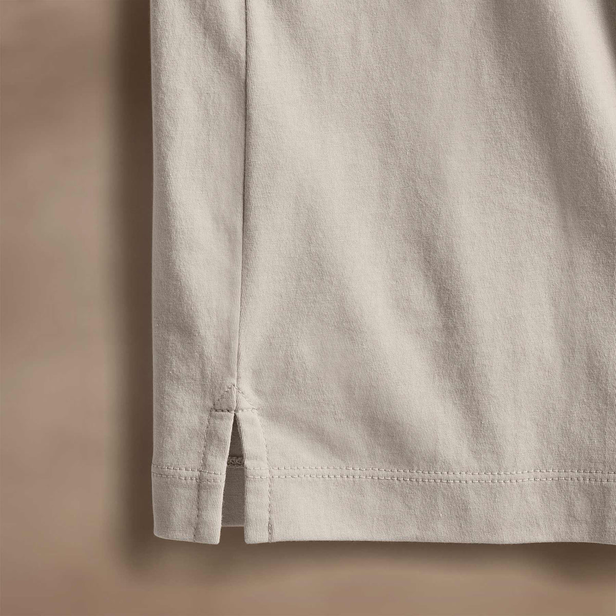 Clean Finish Jersey Shirt in Salt | James Perse Los Angeles