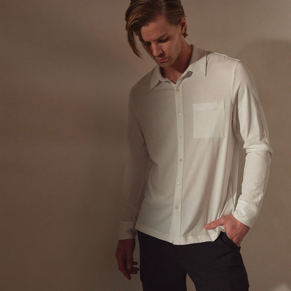 Clean Finish Jersey Shirt in White | James Perse Los Angeles