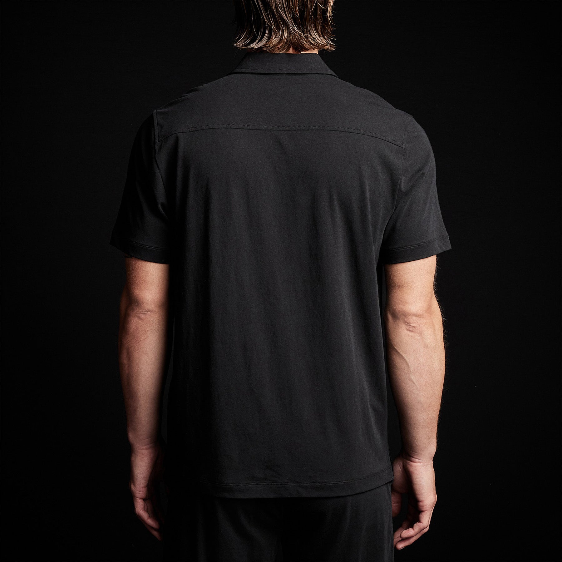 Clean Finish Short Sleeve Shirt  in Black | James Perse Los Angeles