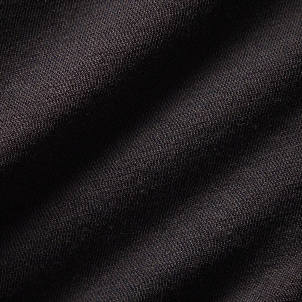 Clean Contrast Placket Short Sleeve in Magma/Black | James Perse Los Angeles