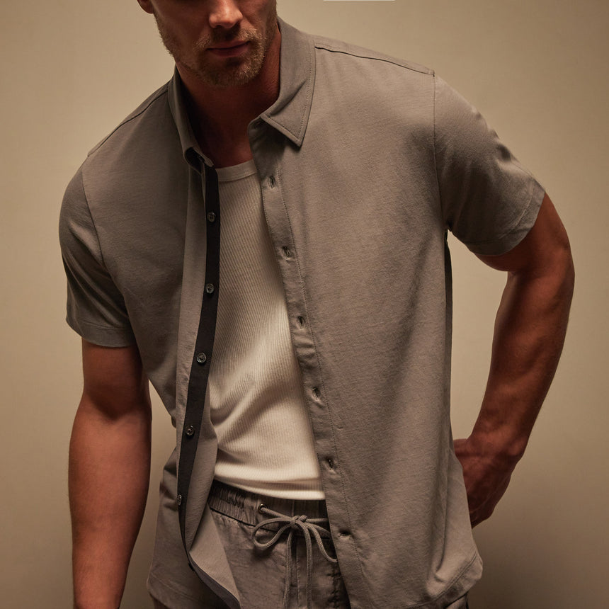Clean Contrast Placket Short Sleeve in Silvergrey/Magma | James Perse Los Angeles