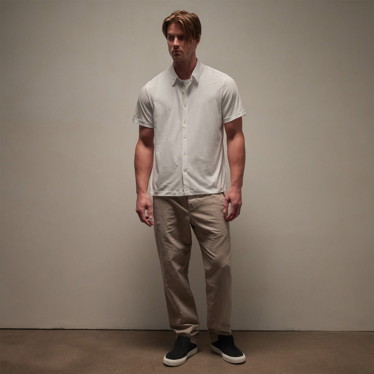 Clean Contrast Placket Short Sleeve in White/Parchment | James Perse Los Angeles