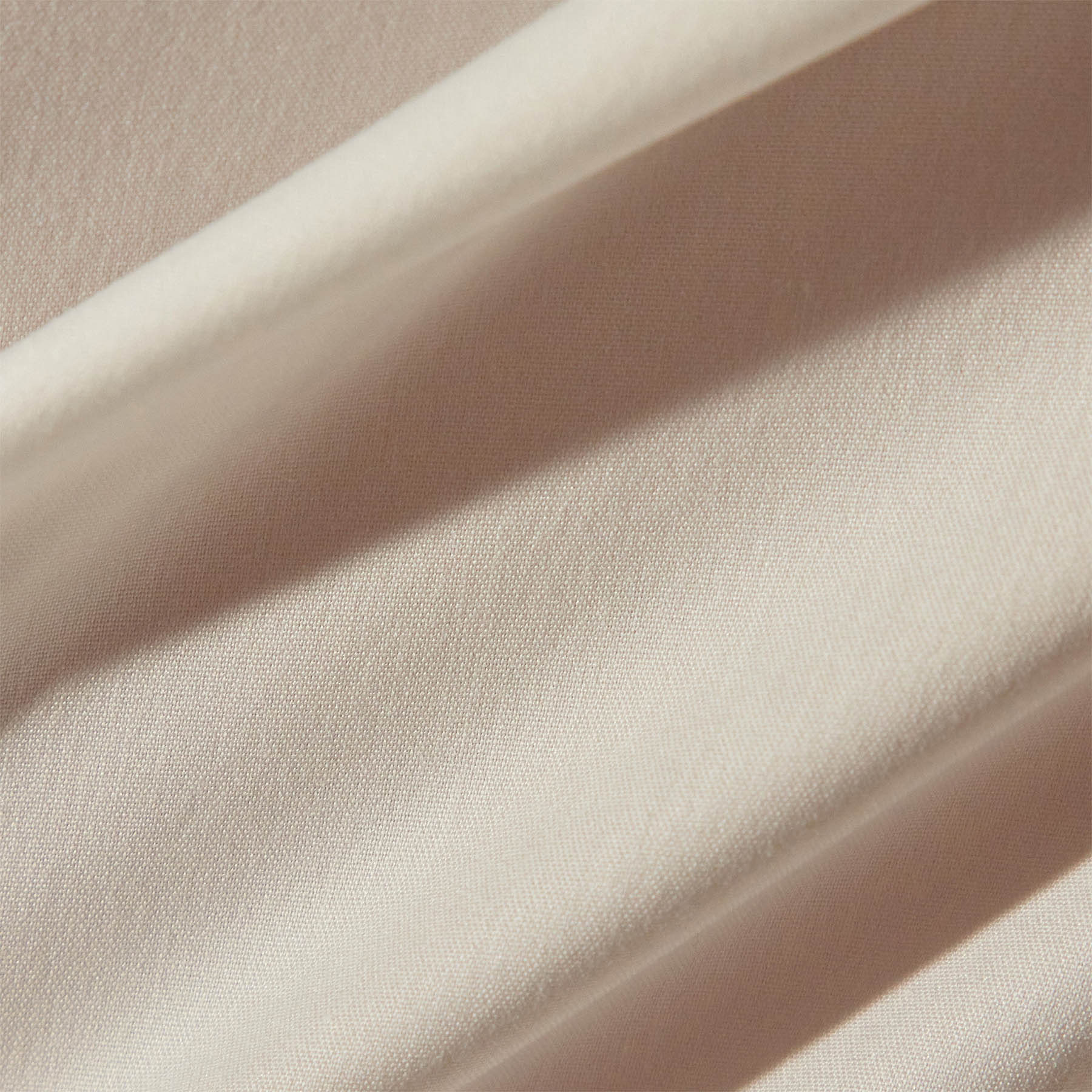 Matte Stretch Poplin Dress Shirt in White | James Perse Los Angeles