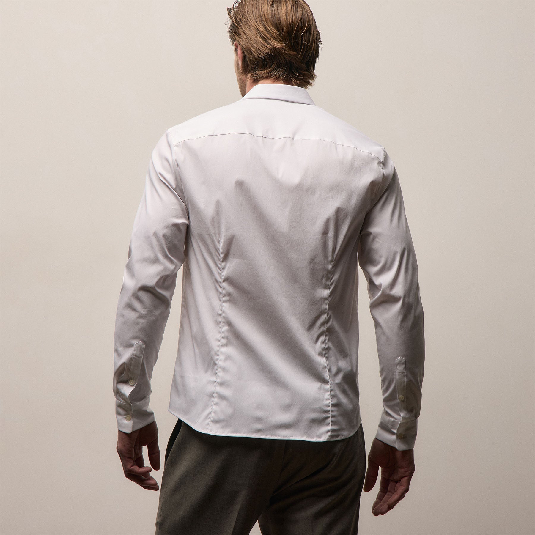 Matte Stretch Poplin Dress Shirt in White | James Perse Los Angeles