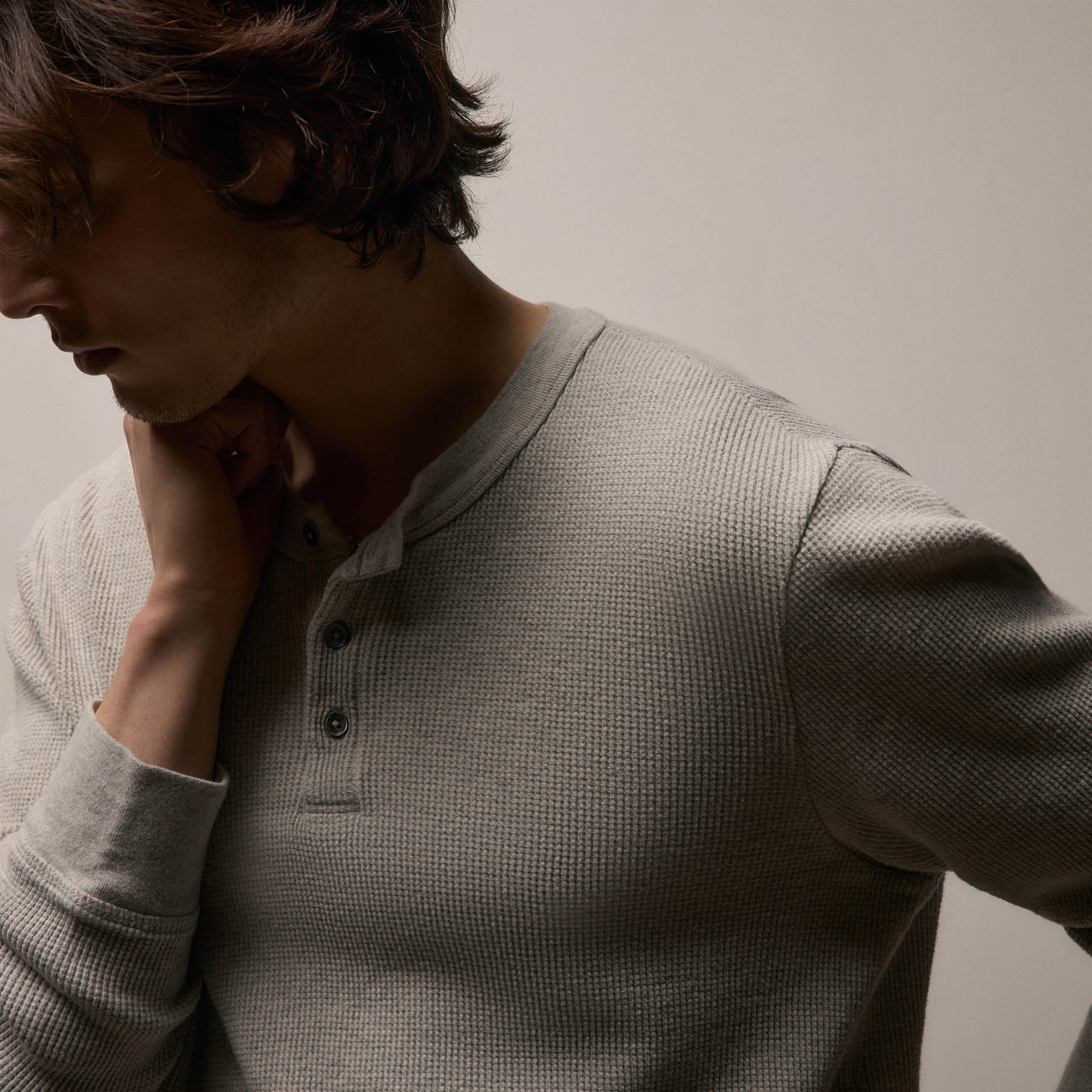 Cotton Linen Thermal Henley in Heather Fog | James Perse Los Angeles