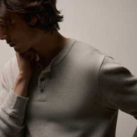 Cotton Linen Thermal Henley in Heather Fog | James Perse Los Angeles