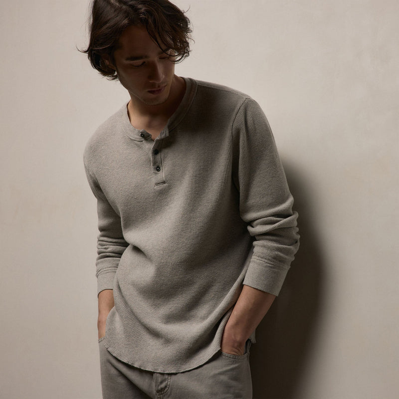 Cotton Linen Thermal Henley in Heather Fog | James Perse Los Angeles