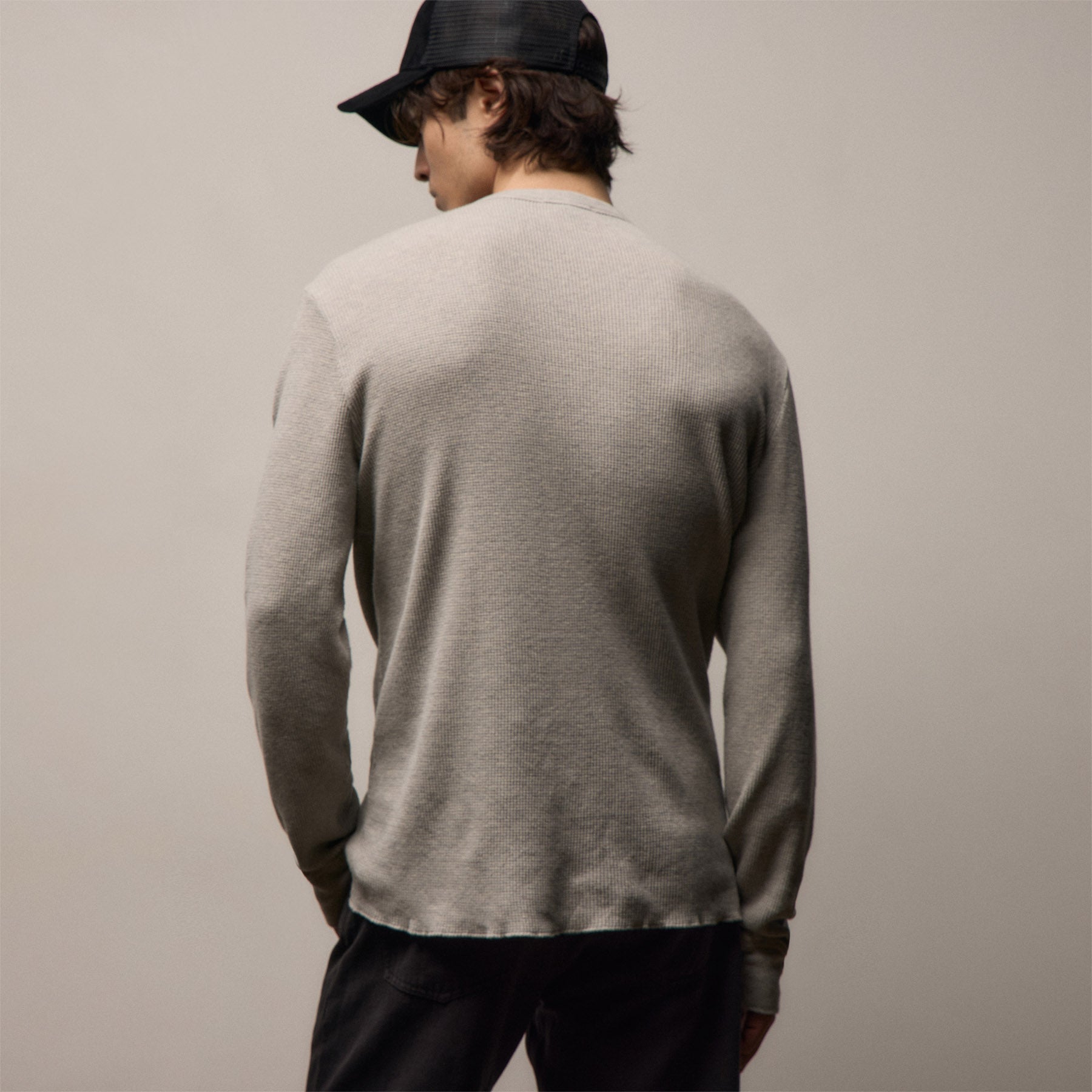 Cotton Linen Thermal Crew in Heather Fog | James Perse Los Angeles