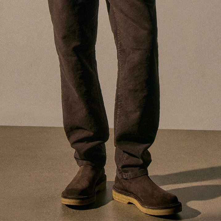 ジューシーボム Men's Suede Chelsea Boot - Cafe | James Perse Los Angeles