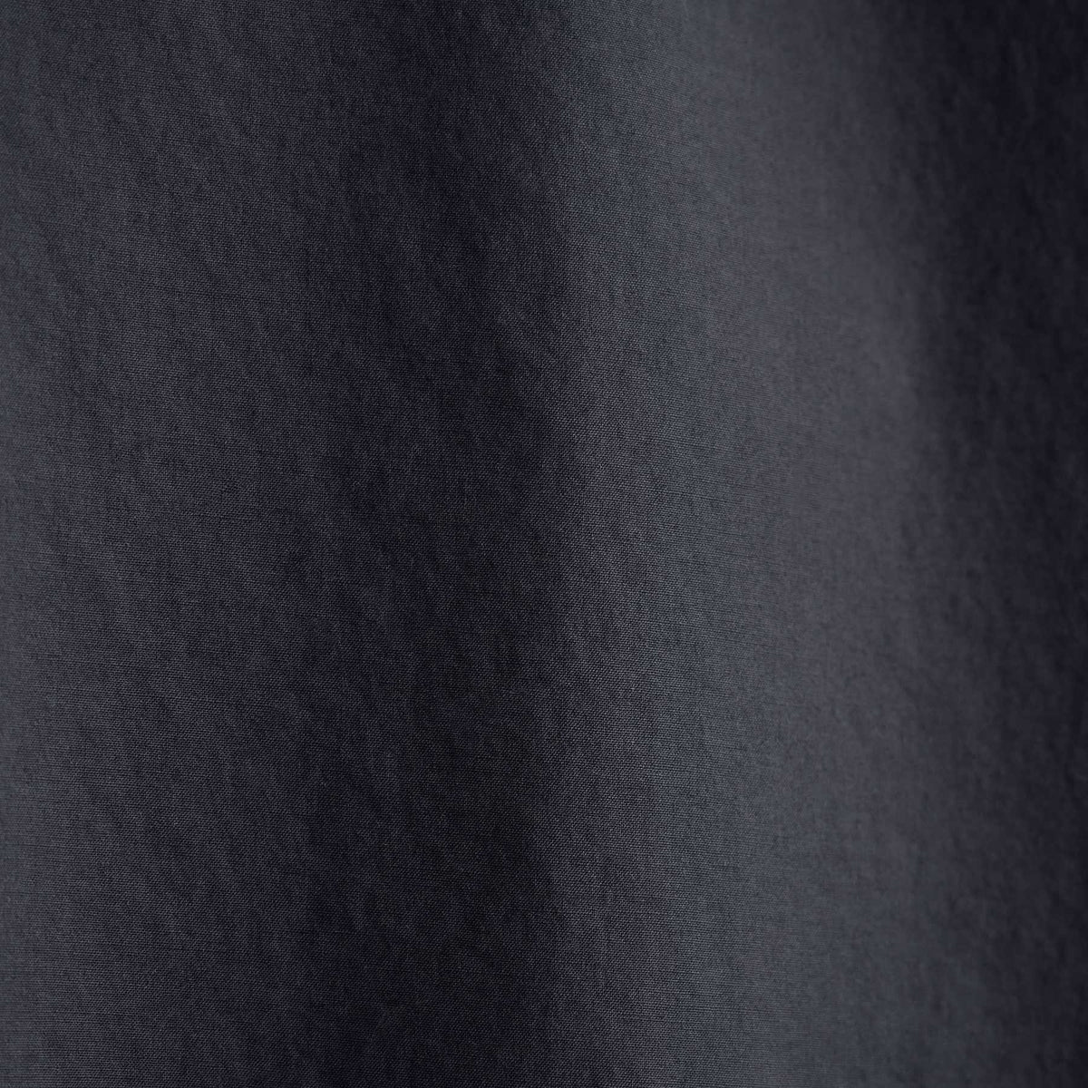 Slim Fit Stretch Poplin Shirt in Asphalt | James Perse Los Angeles