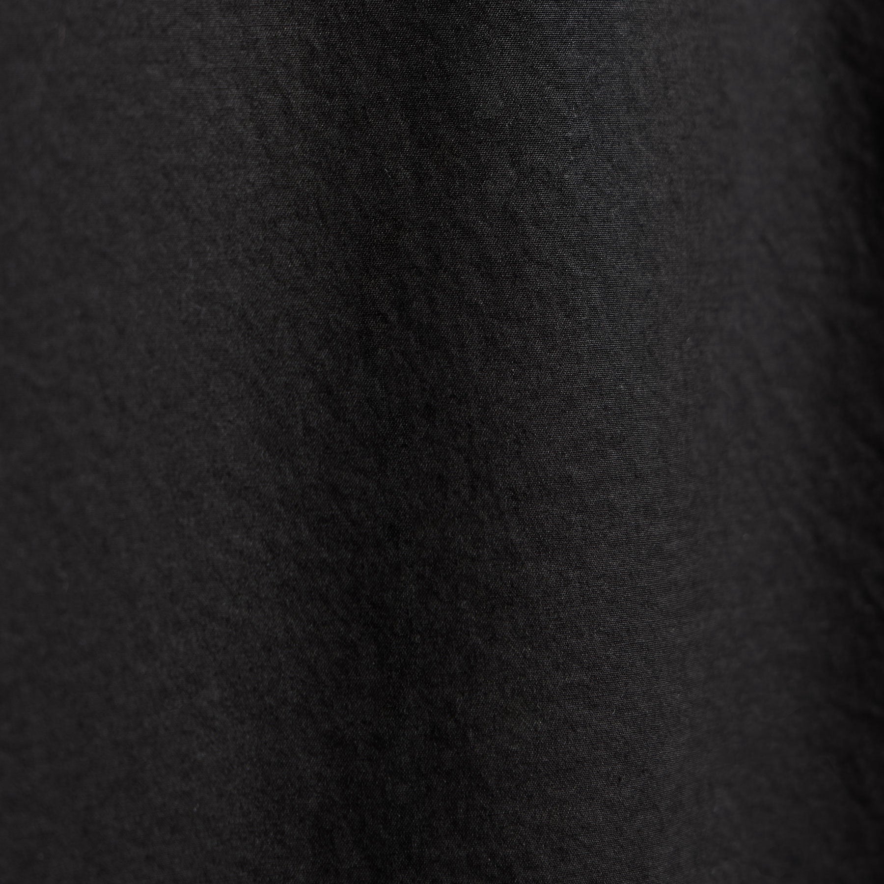 Stretch Poplin Shirt in Black | James Perse Los Angeles