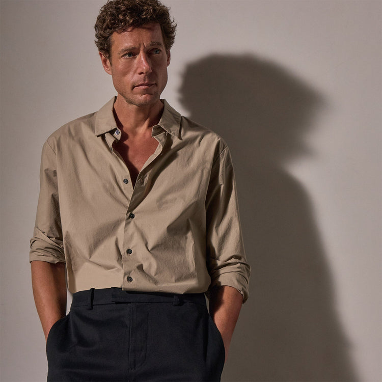 Slim Fit Stretch Poplin Shirt in Overcast | James Perse Los Angeles