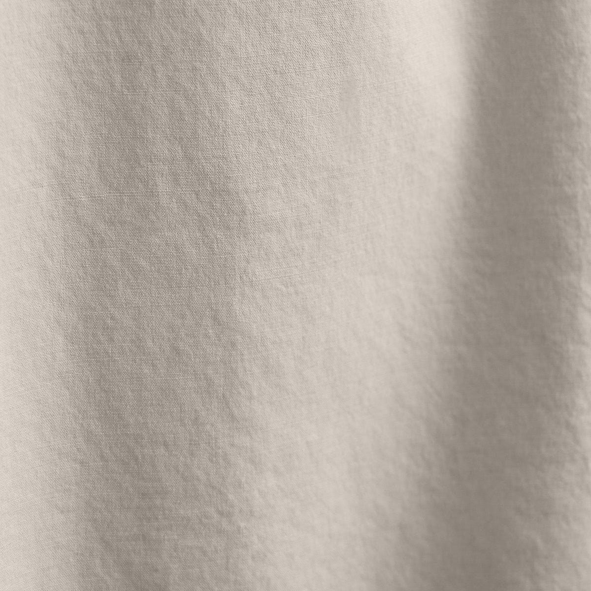 Stretch Poplin Shirt in Salt | James Perse Los Angeles