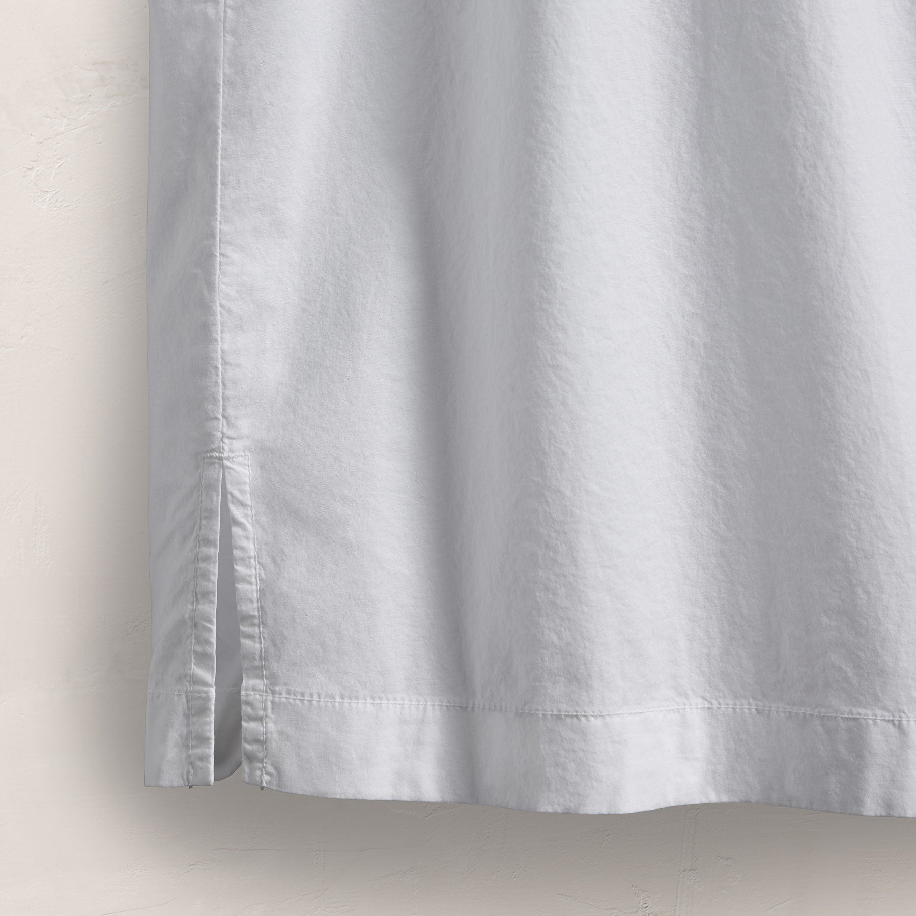 Oversized Stretch Poplin Short Sleeve Shirt in White | James Perse Los Angeles