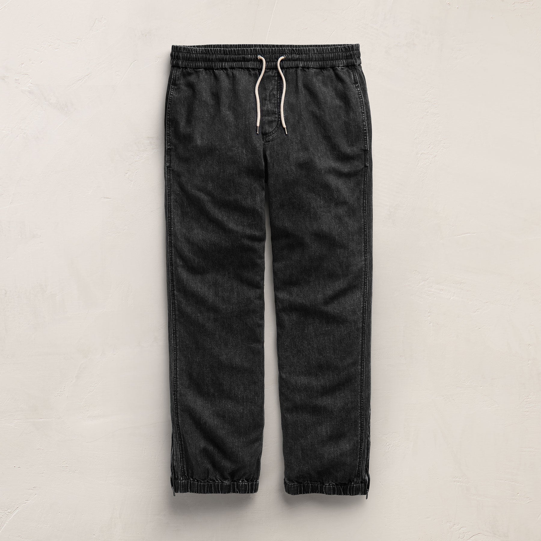 Linen Denim Drawstring Jogger in Black Wash | James Perse Los Angeles