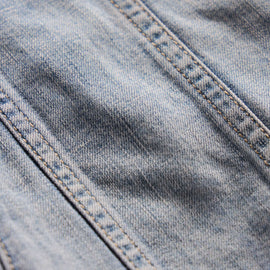 Linen Denim Trucker Jacket in Light Wash | James Perse Los Angeles