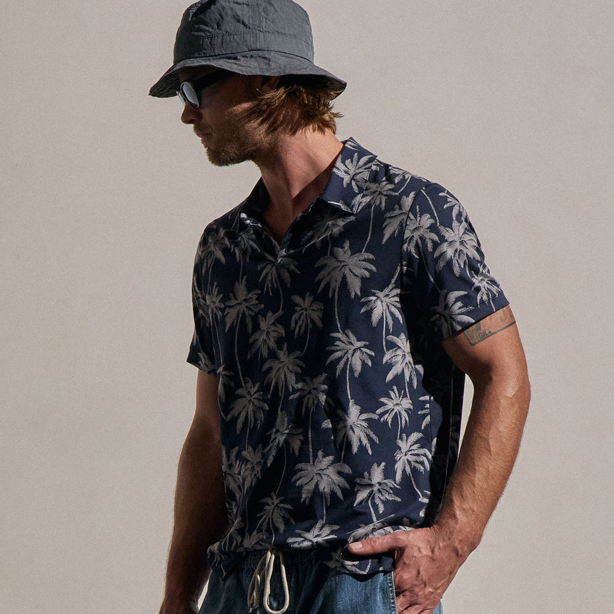 Palm Print Performance Pique Polo in Navy Print | James Perse Los Angeles