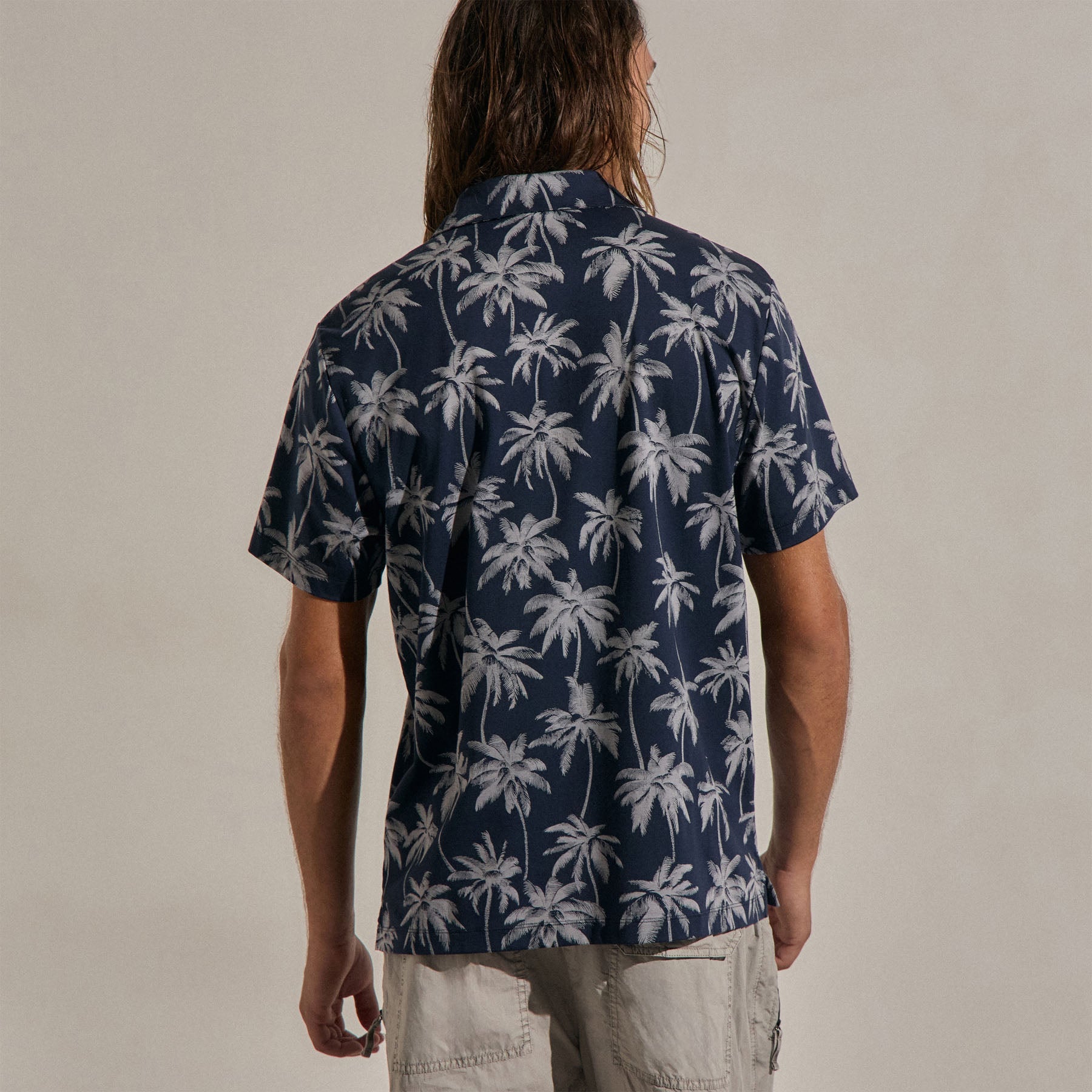 Palm Print Performance Pique Polo in Navy Print | James Perse Los Angeles