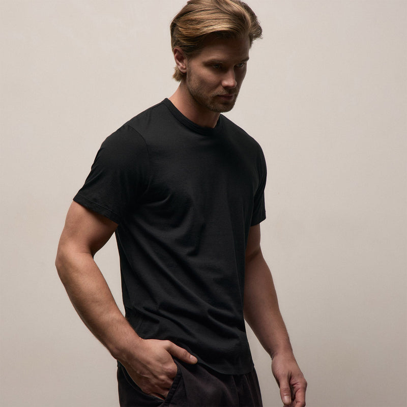 Luxe Lotus Jersey Tee in Black | James Perse Los Angeles