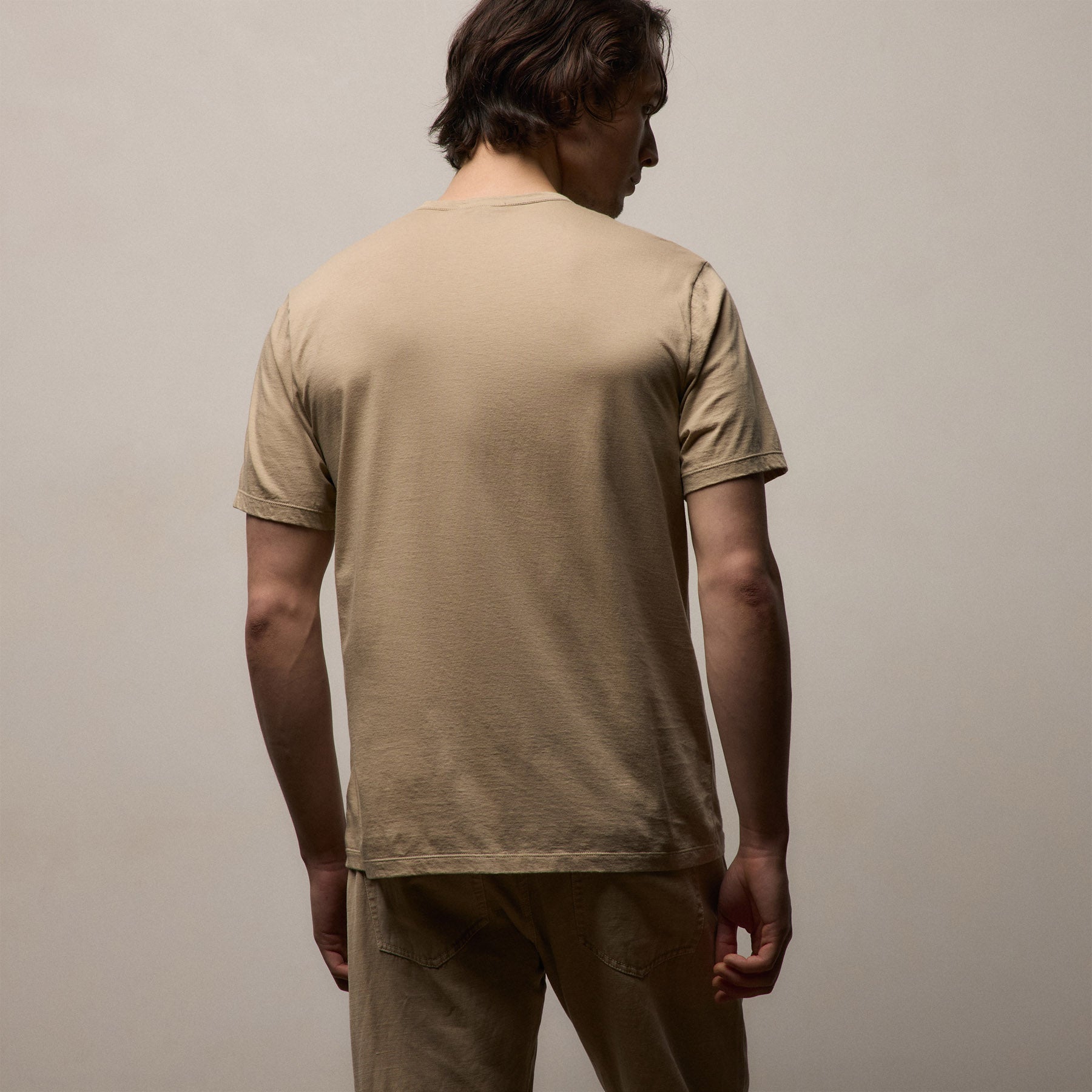 Luxe Lotus Jersey Tee in Light Khaki | James Perse Los Angeles