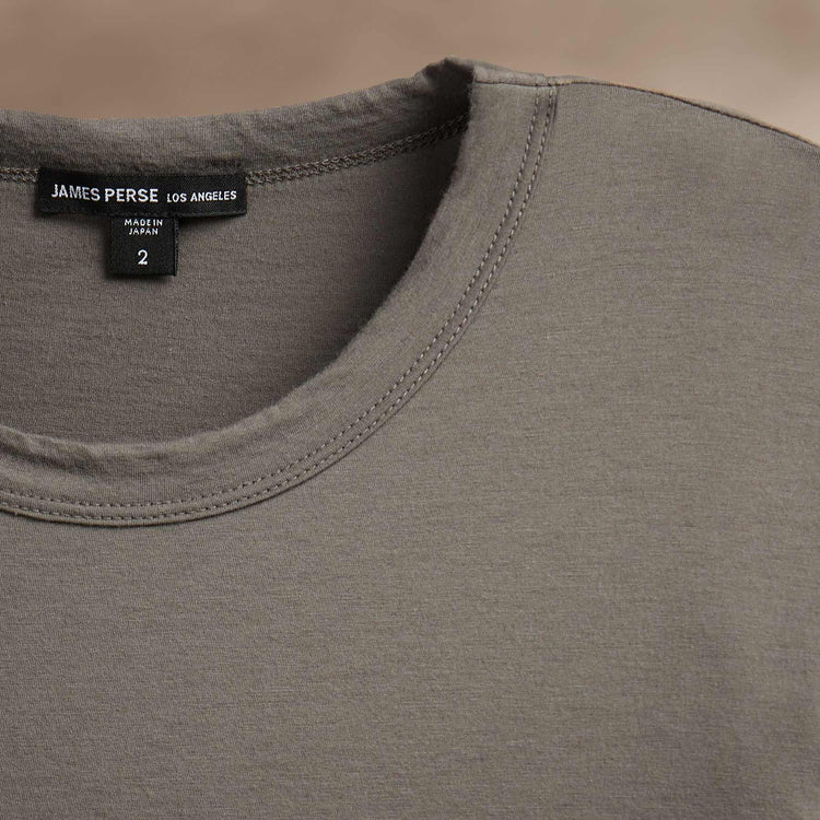 Luxe Lotus Jersey Crew in Granite | James Perse Los Angeles