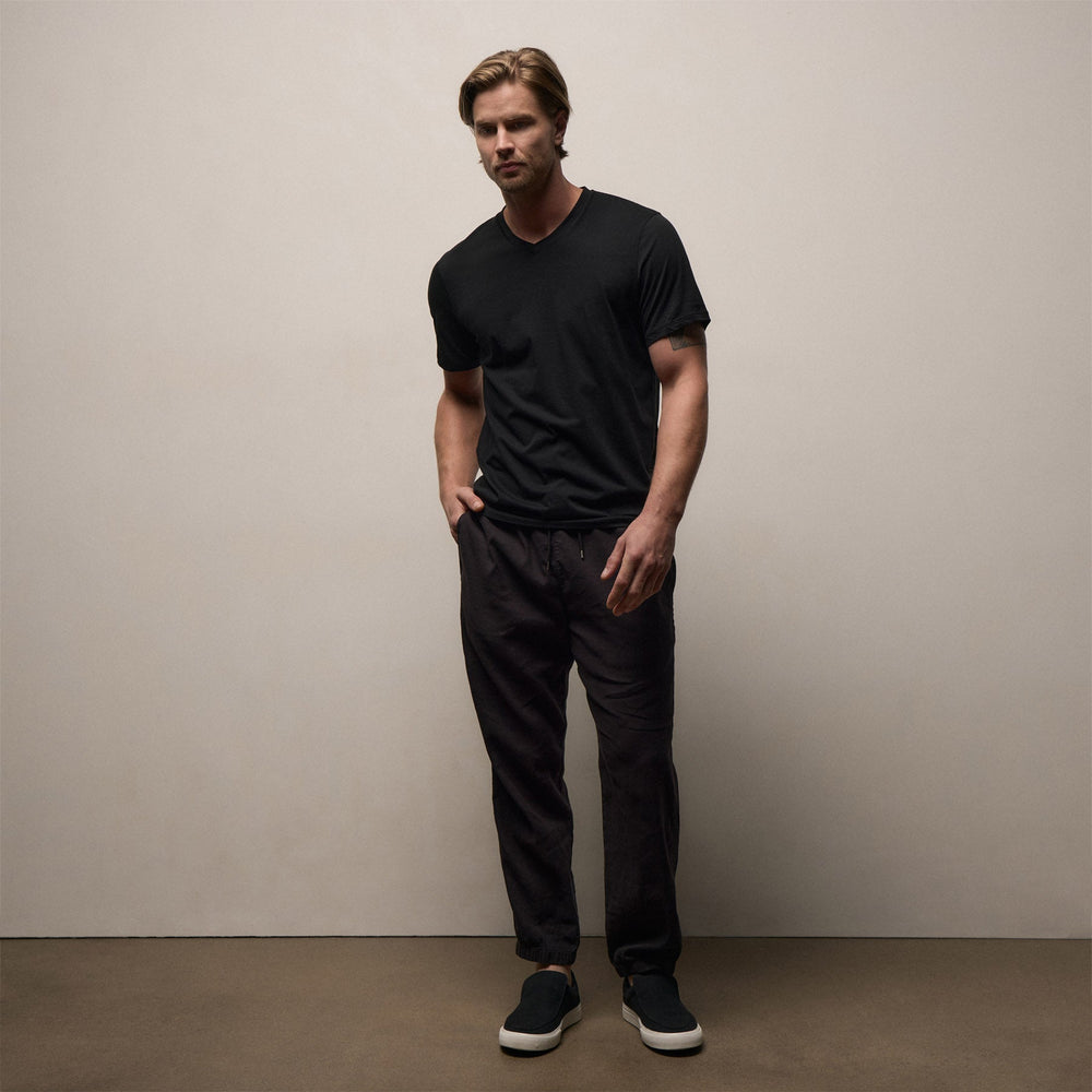 Luxe Lotus Jersey V Neck in Black | James Perse Los Angeles